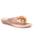 Tongs petit compensé Kélara K62017 beige, semelle massante pour femmes, décorée d'un pompon en tulle